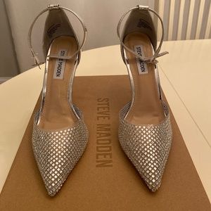 Steve Madden Alisha Silver Heels